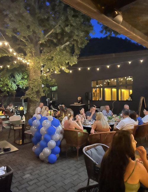 IMG-e679e6d2faa157cdb6845a307bba6762-V